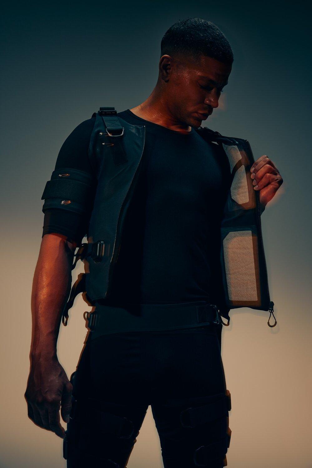 The Katalyst Suit delivers impulses to precisely target muscle groups.